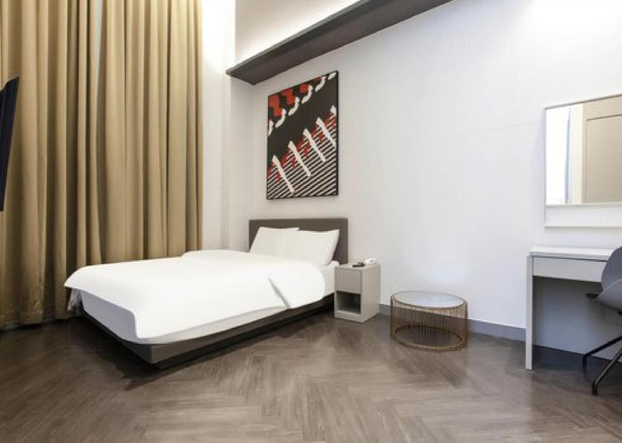 H Avenue Hotel Idae Shinchon Сеул Екстер'єр фото